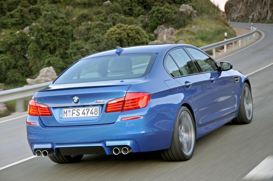  BMW M5 2011 года  (фото 312 из 344)